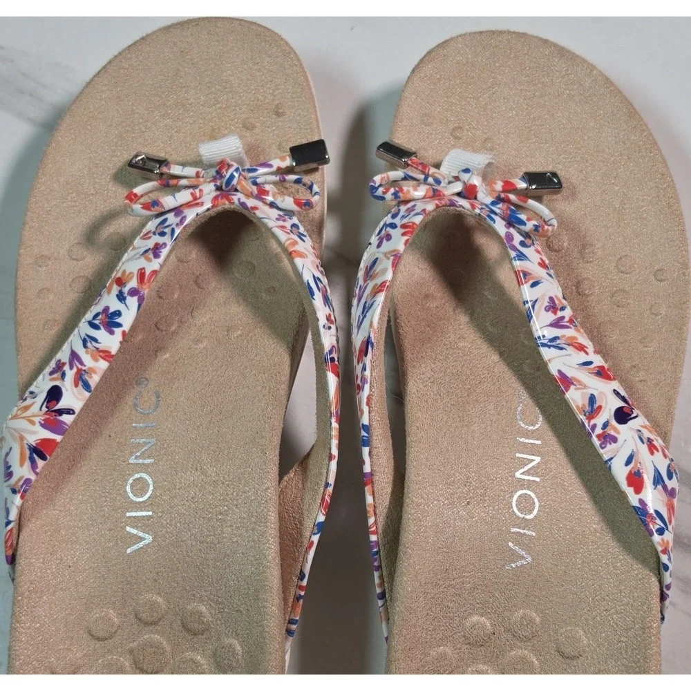 Vionic Women's Beige/Multicolor Floral Thong Slip On Sandals US 6 Bow Metal